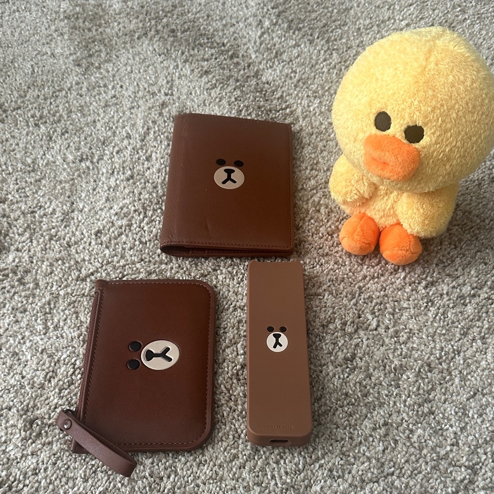 Brown-Themed Wallet and Accessories Set
